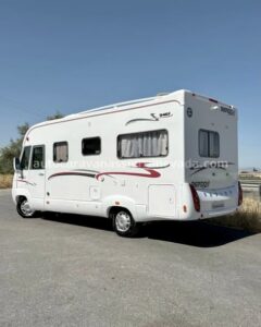 𝐀𝐔𝐓𝐎𝐂𝐀𝐑𝐀𝐕𝐀𝐍𝐀 𝐈𝐍𝐓𝐄𝐆𝐑𝐀𝐋 𝐑𝐀𝐏𝐈𝐃𝐎 𝟗𝟒𝟔𝐅 Autocaravanas Sierra Nevada empresa con más de 20 años de experiencia en el sector de venta de ocasión os ofrece esta magnífica casa rodante.🗣️👉 Para más información o precio 💵 consulté en nuestra página web. www.autocaravanassierranevada.com ➡️🌐💻 o haga click👉🖱️ en nuestro enlace ⬇️👇 ¿Quieres pagar a plazos? Llama y te informamos sin compromiso 📞617 79 57 19 📞687 85 35 11 INTEGRAL RAPIDO 946F MOTOR: Fiat Ducato 2.3 MultiJet 130cv AÑO: 2009 KM: 168.000 Medidas exteriores: 6,20 m x 3,00 Plazas viajar: 4 Plazas dormir: 4 *Medida garaje: (2,00m x 0,85m x 0,90m) *Camas (Francesa/Colgante en cabina) EQUIPAMIENTO Y EXTRAS 👇 -Aire acondicionado (de motor) -AirBag(sólo conductor) -Cierre centralizado -Elevalunas eléctricos(conductor) -Radio (2DIN-CD-USB-MP3-BT) -Cámara de visión trasera(en radio) -Asientos giratorios -OscurecedoresREMIS en cabina completa -Mosquiteras en ventanas, claraboyas -Claraboyas transparentes y Claraboya xxl en salón -Frigo DOMETIC(220v, Gas, 12v, Auto) 150L capacidad -Extractor de humos -Ducha con mampara dentro de aseo -Inverter de 1000w -BateríaLITIO de 120ah. -Placa solar de 100w. -Calefacción Trumatic c -Tv 12v. (TDT-HDMI-USB-DVD) -Escalón de doble peldaño integrado -Toldo FIAMMAde 3m. -Baca de aluminio -Patas estabilizadoras -1 Cierre de Seguridad -Maleteros laterales extraíbles -Neumáticos reforzados especial camper #autocaravanasgranada #autocaravanaocasion #autocaravanasdeocasion