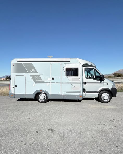 PERFILADA KNAUS LT SILVER LINE Autocaravanas Sierra Nevada empresa con más de 20 años de experiencia en el sector de venta de ocasión os ofrece esta magnífica casa rodante.