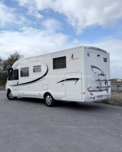 AUTOCARAVANA INTEGRAL MCLOUIS NEVIS 880G Autocaravanas Sierra Nevada empresa con más de 20 años de experiencia en el sector de venta de ocasión os ofrece esta magnífica casa rodante.🗣️👉 Para más información o precio 💵 consulté en nuestra página web www.autocaravanassierranevada.com ➡️🌐💻 o haga click👉🖱️ en nuestro enlace ⬇️👇 https://autocaravanassierranevada.com/.../mclouis-nevis.../ ¿Quieres pagar a plazos? Llama y te informamos sin compromiso 📞617 79 57 19 📞687 85 35 11 EQUIPAMIENTO Y EXTRAS 👇 INTEGRAL MCLOUIS NEVIS 880G MOTOR: FIAT DUCATO 2.3 MULTIJET 150cv AÑO: 2015 KM: 60.000 Medidas exteriores: 7,30m x 2,90m Plazas: 4 viajar Extras y Equipamiento: * Medida maletero con doble acceso: (2,20m x 1,00m x 1,20m) * Camas (Isla elevable manual /Colgante en Cabina) - Aire acondicionado de motor - AirBag(conductor y copiloto) - Velocidad de Crucero - Cierre centralizado - Espejos eléctricos - Elevalunas eléctricos solo conductor - Radio (2DIN-CD-USB-BT-AUX) - Camara de Visión trasera - Asientos Giratorios - Oscurecedores REMIS en cabina completa - Mosquiteras en ventanas, claraboyas y puerta principal - Claraboyas transparentes y Claraboya xxl en salón - Frigo THETFORD (220v, Gas, 12v, Auto) 149L capacidad - TurboVent en cocina - Extractor de humos - Ducha con mampara separada de aseo - Batería de 95ah. - Placa solar de 100w. - Calefacción Truma Inet Ready a gasoil - 2 TV 12v(HDMI-TDT-USB-DVD) - Escalón doble peldaño integrado - Toldo THULE de 4,5m. - Portabicis para 2 - Neumáticos reforzados especial camper #autocaravanasgranada #autocaravanaocasion #autocaravanasdeocasion #ventaautocaravana #compraautocaravana #autocaravanabarata #caravaningandalucia #autocaravanasur #granadaturismo #granadaocasion #andaluciavanlife #vanlife #camperlife #motorhome #campervan #viajarenautocaravana #caravaninglife #aventuraenruta #viajeslibres #escapadarural #naturalezaylibertad #viajarporelmundo #rutavanlife #descubreespaña